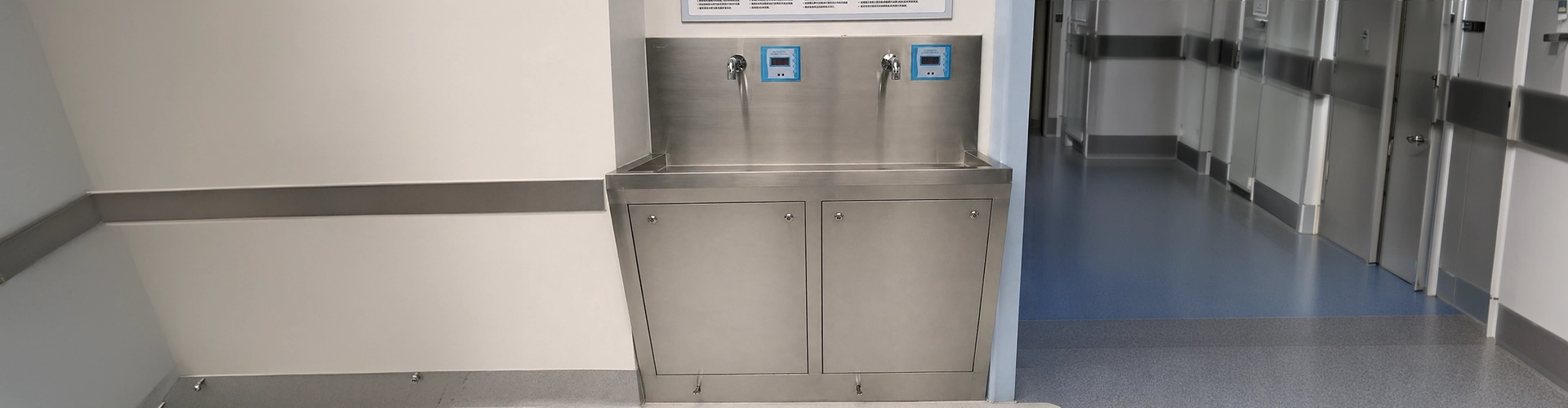 How to Choose the Right Hospital Sink for Clinics & Labs
