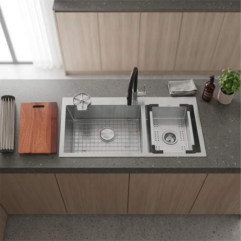 Which Kitchen Faucet Goes Best with a Handmade Sink?